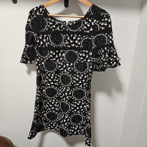 Free People Geo Garden Mini Dress Womens Size 2 Black Floral Ruffle Sleeves