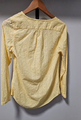 L.L. Bean Women’s Cotton Floral Eyelet Blouse Top Yellow Long Sleeve Size Xxs