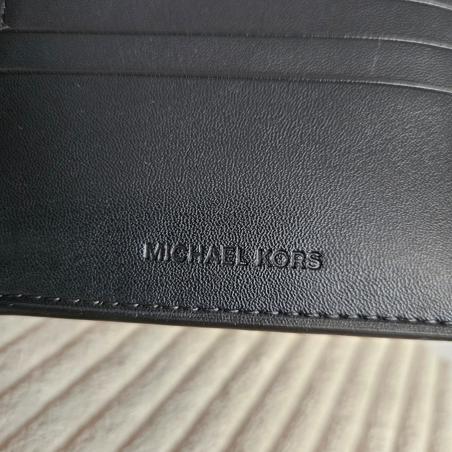 NWT! Michael Kors Men’s Signature Logo Bifold Wallet – Blue- authentic