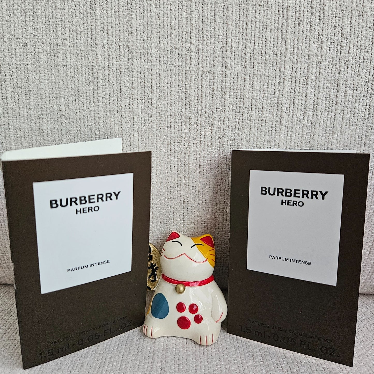LOT OF 2 X BURBERRY HERO  PARFUM INTENSE FOR MEN SAMPLE SPRAY 1.5 ML NEW